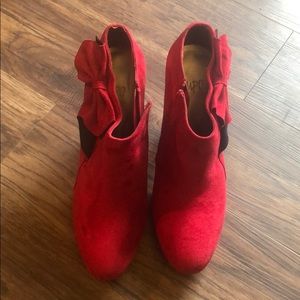 Women’s Red booties
